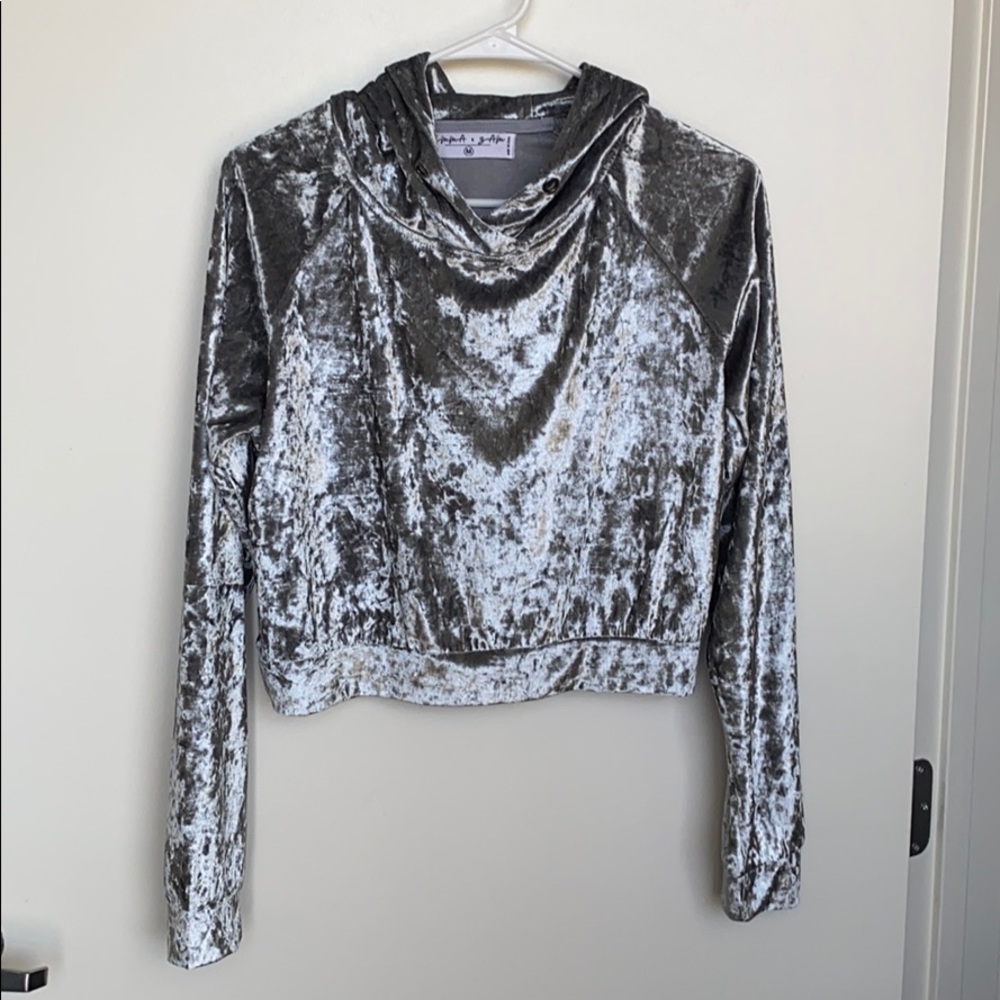 Changeable color hoodie